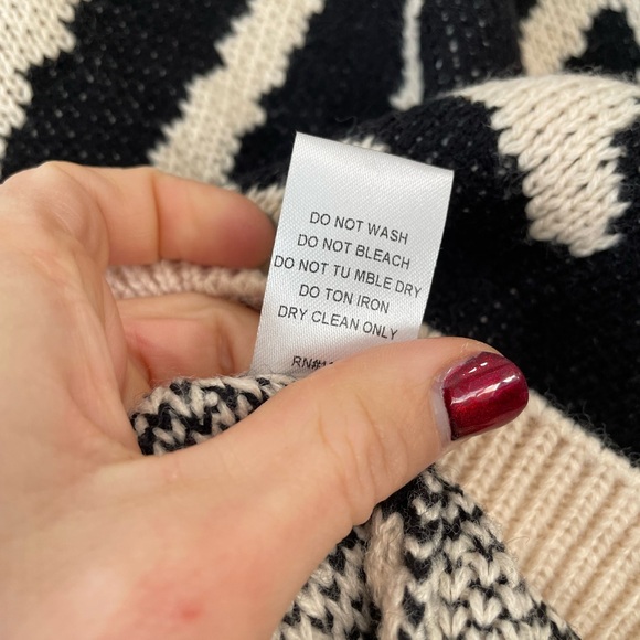 Zebra print sweater - Picture 6 of 7